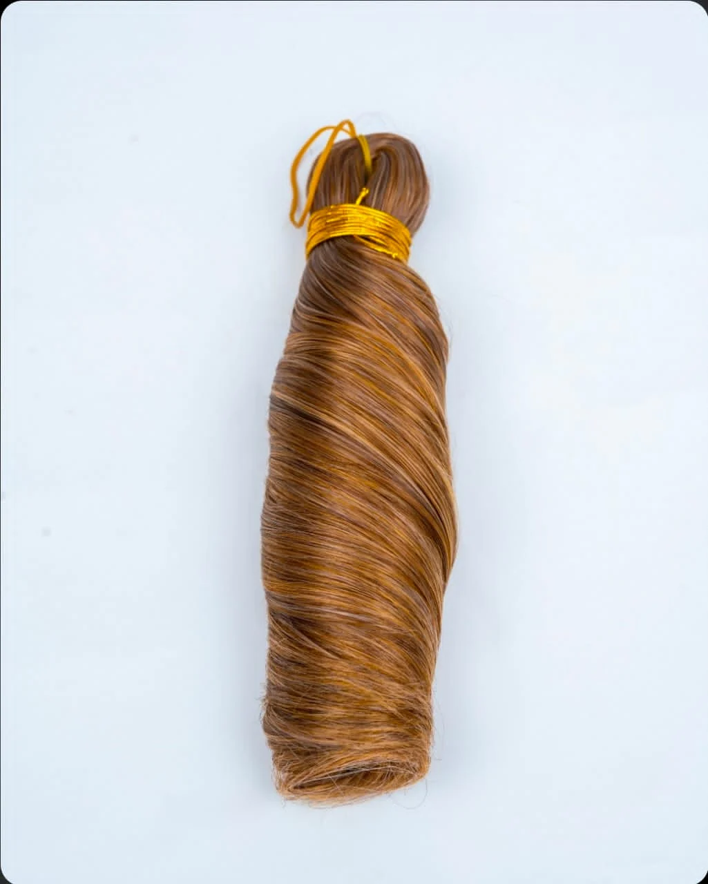 French Curls Braid Extension (Short) - Image 12